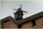 Kuriositt? Windmhle auf dem Chteau Haut-Koenigsbourg (F)